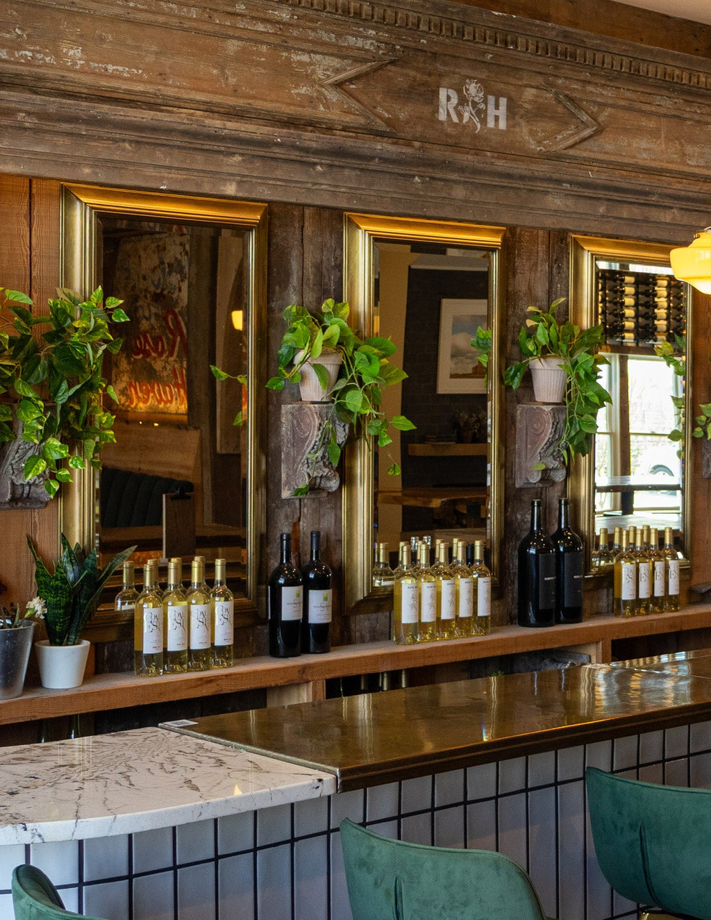 L’Hôtelier No. 1: Rose Hill Vineyards | North Fork, Long Island - Higher Class Editions